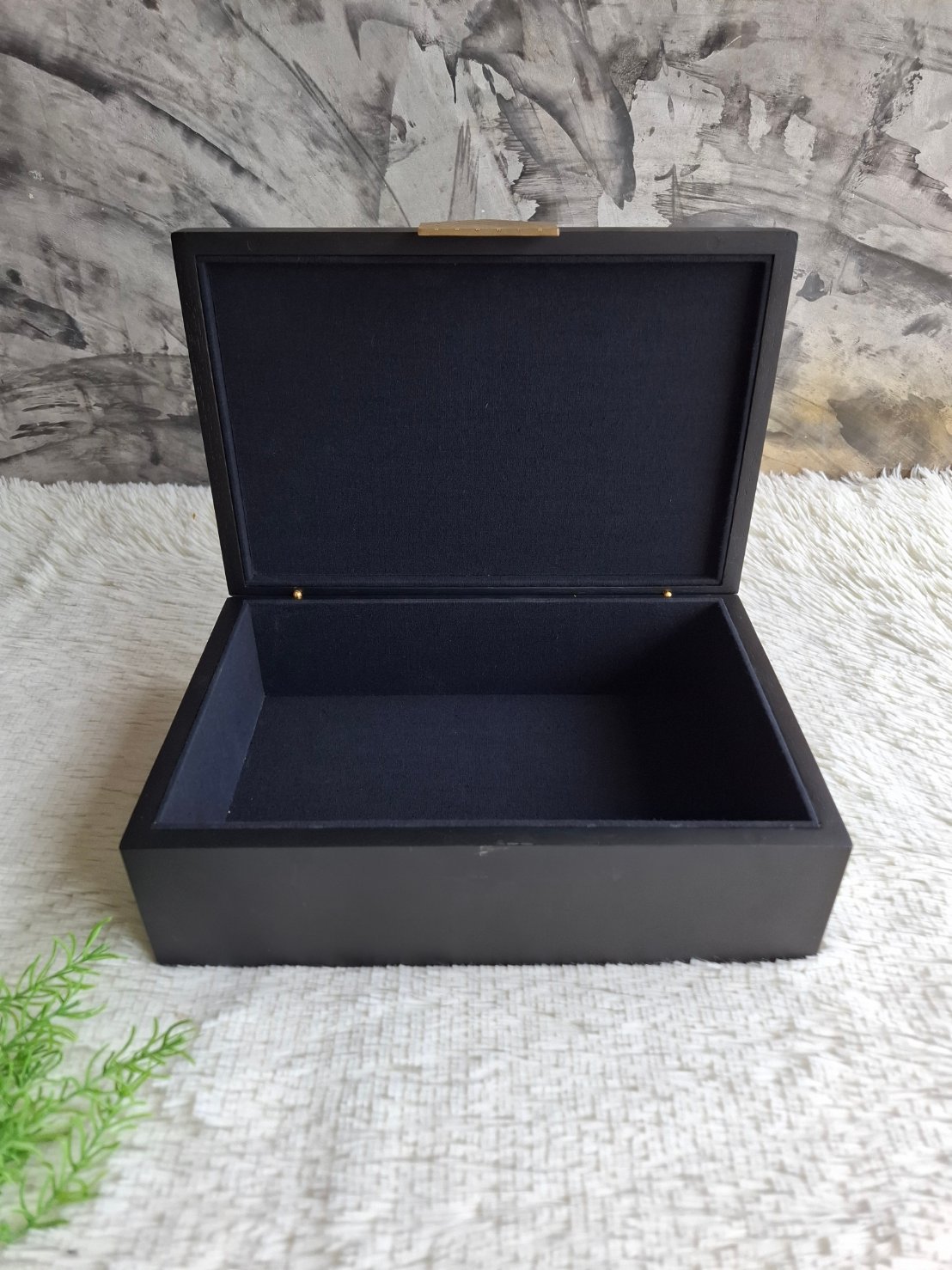 กล่องไม้สัก