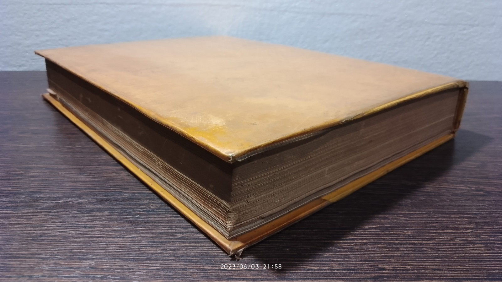 สมเด็จพระนางเจ้าสิริกิติ์ พระบรมราชินีนาถ / กองบรรณาธิการ นสพ.เสรีรัฐ