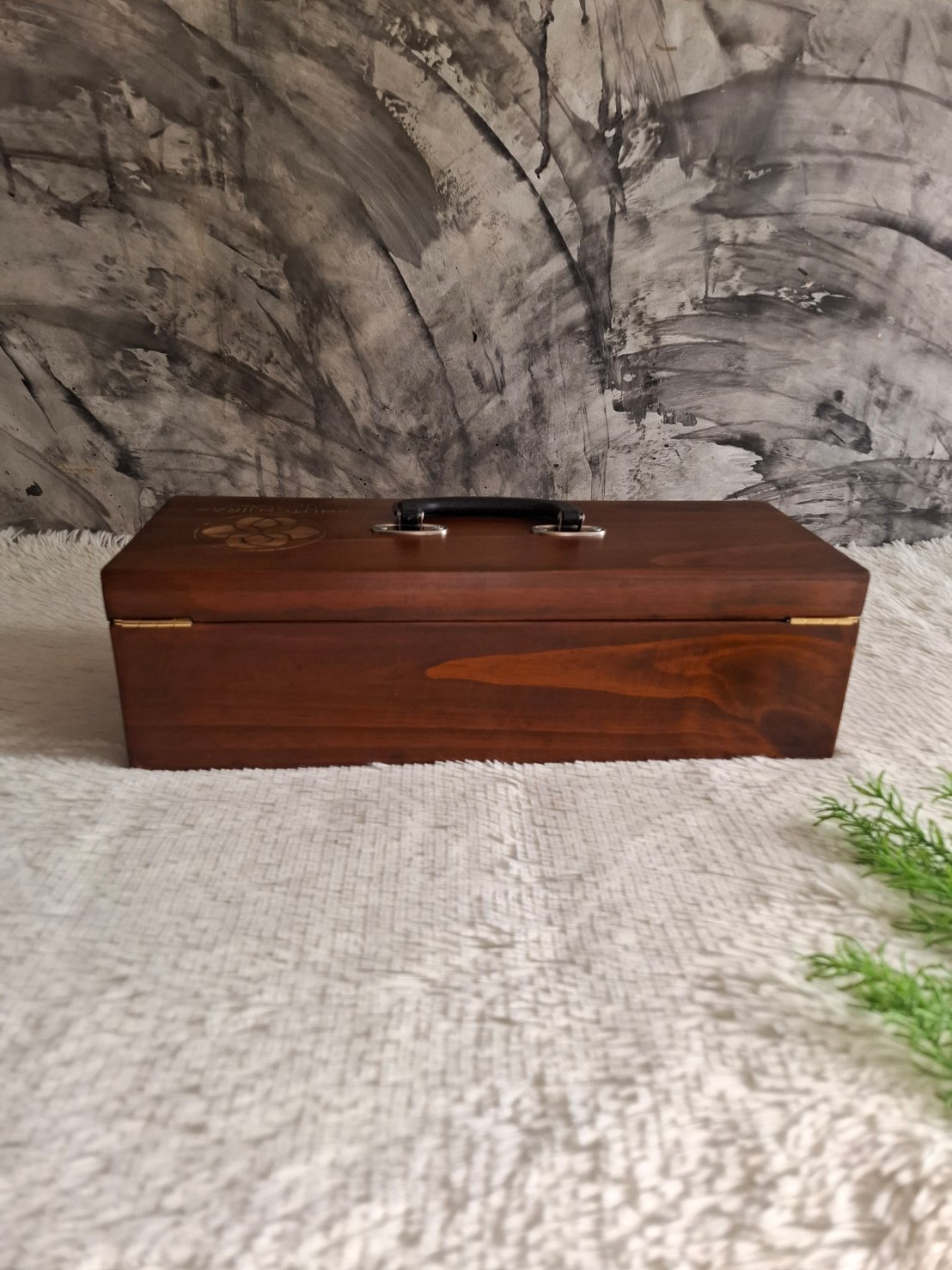 กล่องไม้ฝาล็อค