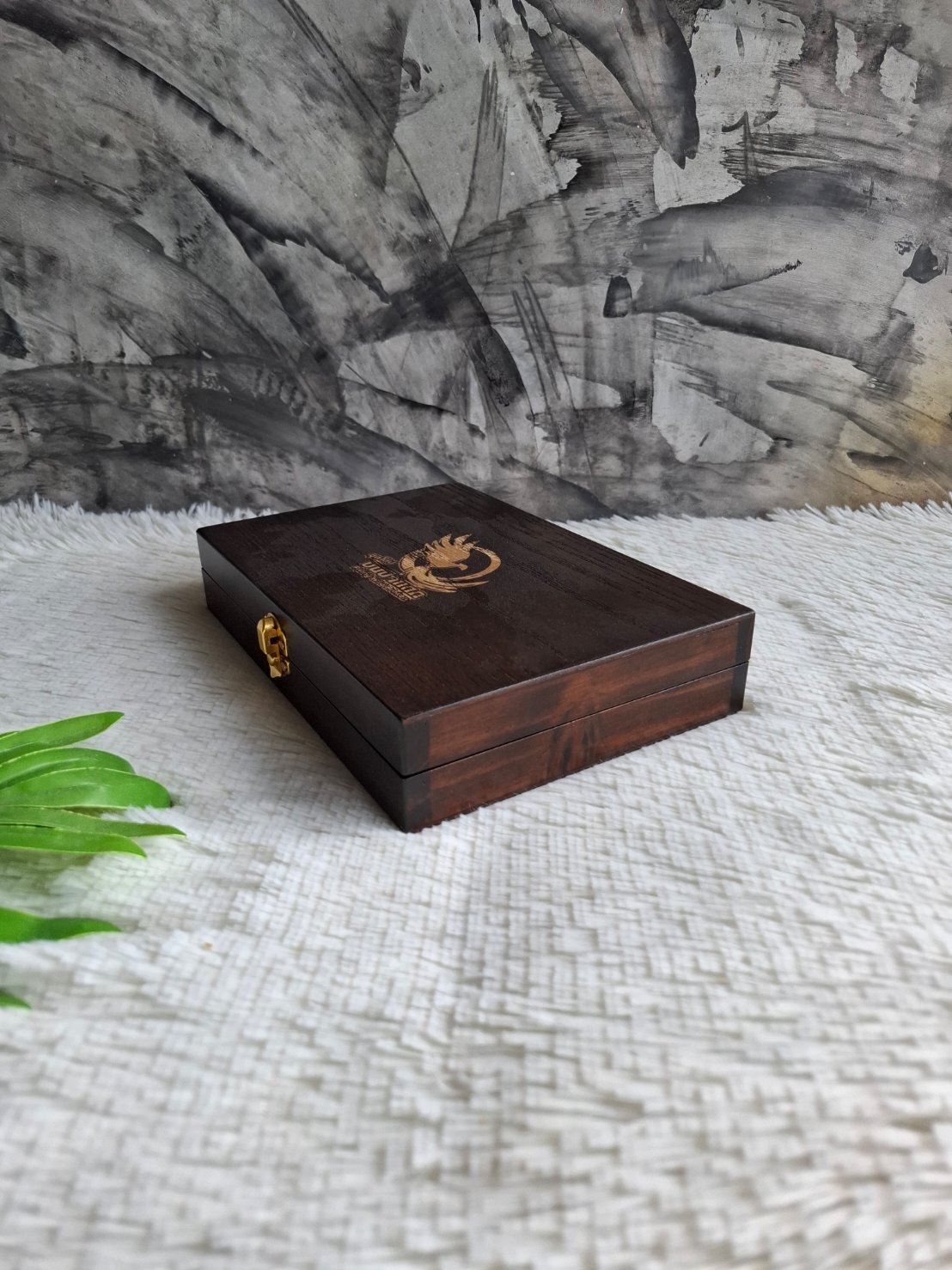 กล่องไม้ใส่น้ำยาไก่ซน