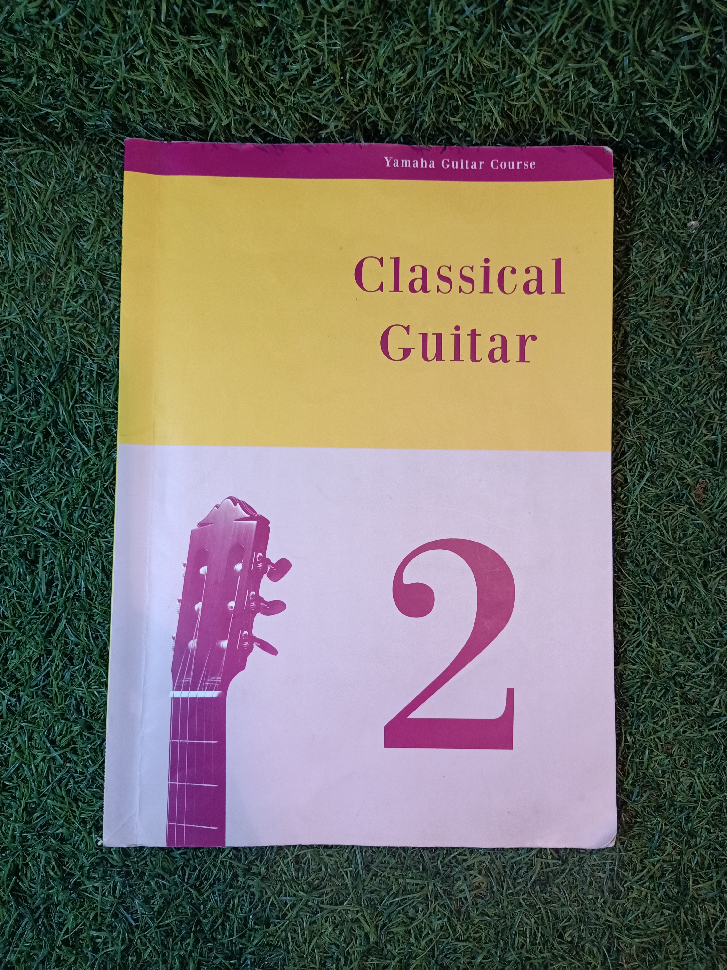 Classical Guitar(พร้อมแผ่นซีดี) / Yamaha Guitar Course