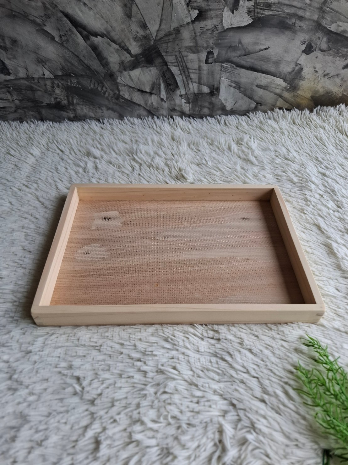 ถาดไม้สน