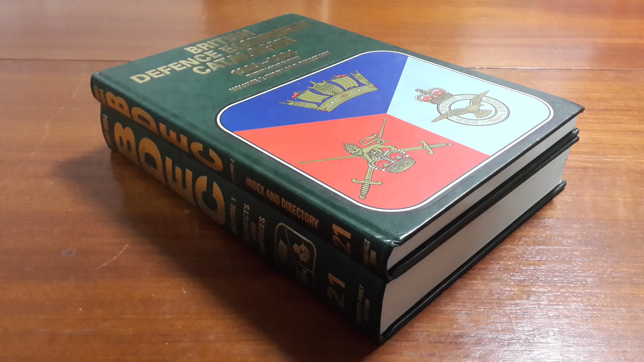 BRITISH DEFENCE EQUIPMENT CATALOGUE 1993-1994 TWENTY-FIRST EDITION : VOLUME 1-2