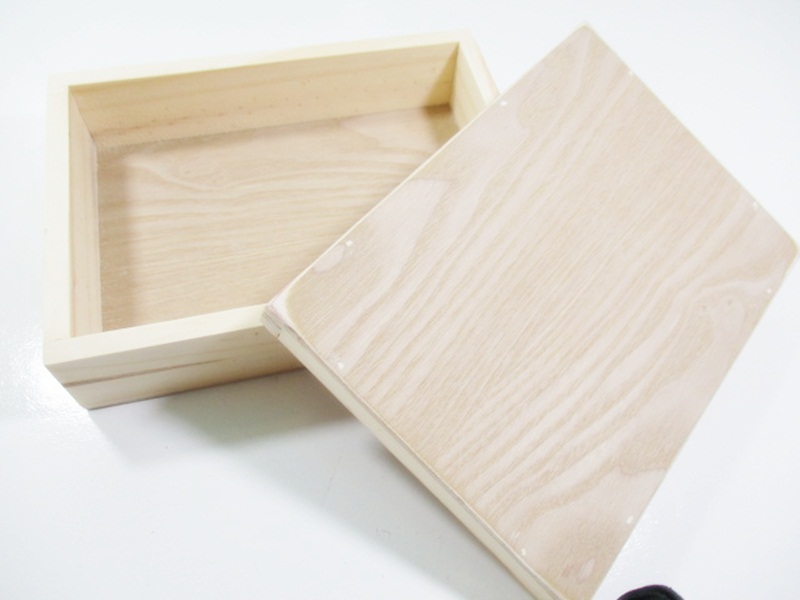 งานดิบกล่องไม้สนฝาครอบขนาด 13x18x6cm