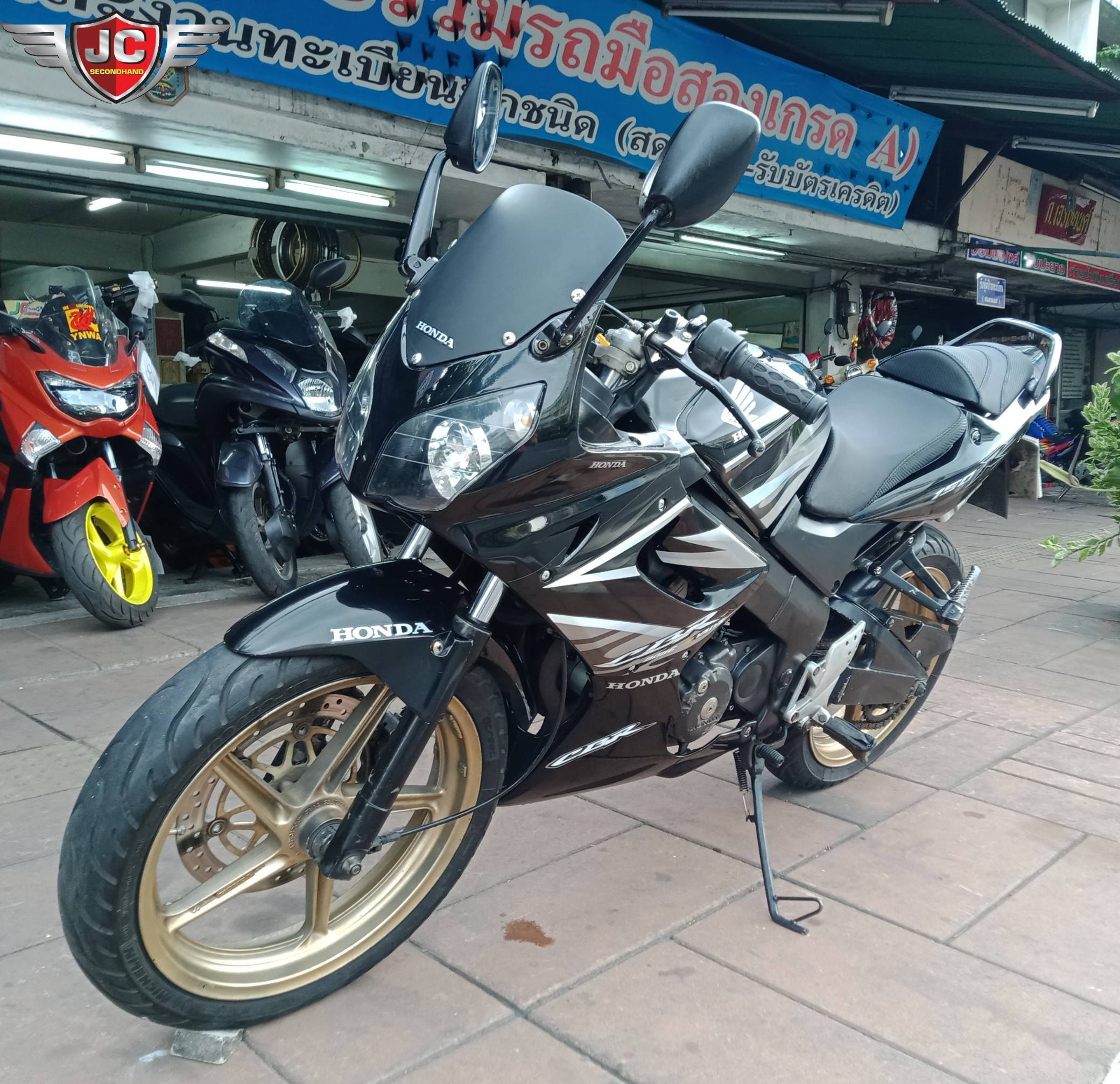 "เก่าแต่เก๋า" รถบ้านเทินร์มา HONDA CBR150~ตัวสุดท้ายของรุ่น~ จดทะเบียนปลายปี52 สภาพภายนอกมาเต็ม แต่เครื่องไม่แกะ ทั้งเงียบทั้งแน่น