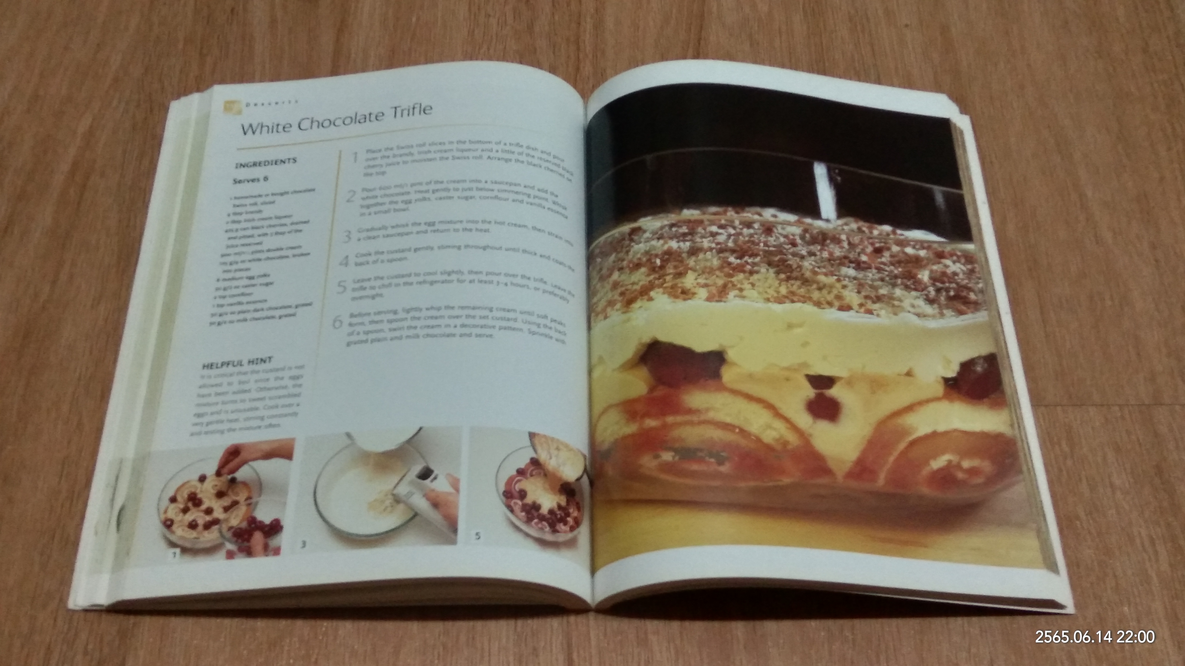 EVERYDAY COOKBOOK : cakes & desserts