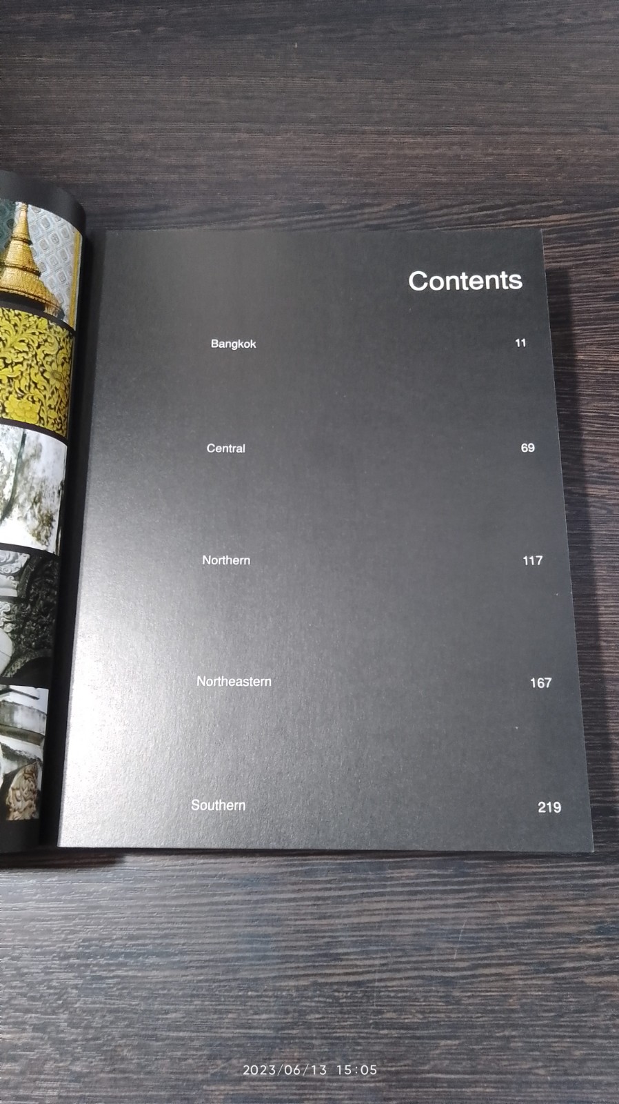 DOORS & WINDOWS / นิธิ สถาปิตานนท์