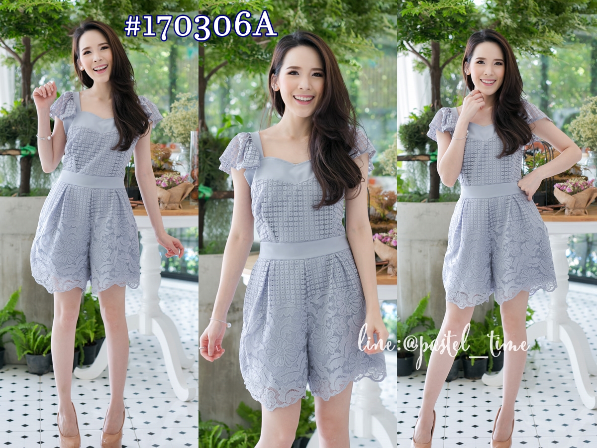 Stella Lace Jumpsuit : Gray สีเทา
