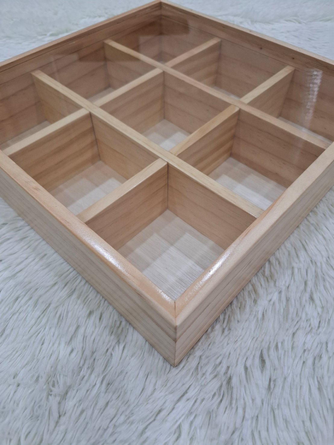 กล่องฝาครอบฝากระจก