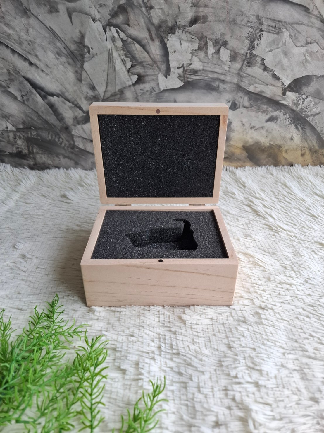 กล่องไม้ใส่งานโมเดล