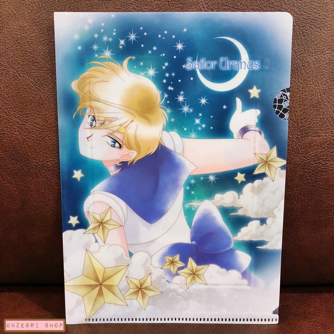 แฟ้มเล็กขนาด A5 ขนาด 14.6 x 20.5 ซม. Sailor Moon Series Mini Clear File ลาย Sailor Uranus มาพร้อมซองกระดาษใส่ลายเฉพาะ ไม่มีวางจำหน่ายทั่วไปนะคะ ต้องกดตู้ที่ญี่ปุ่นมาค่ะ