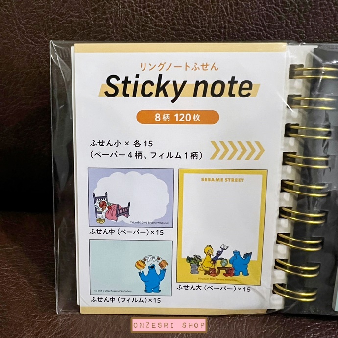Sticky Note แบบเล่ม ลาย Sesame Street จากญี่ปุ่น ขนาด 7.4 x 8.2 ซม. (แบบพับเล่มแล้ว) มี 8 ลาย รวม 120 แผ่น (กระดาษ 6 ลาย เนื้อฟิล์ม 2 ลาย)