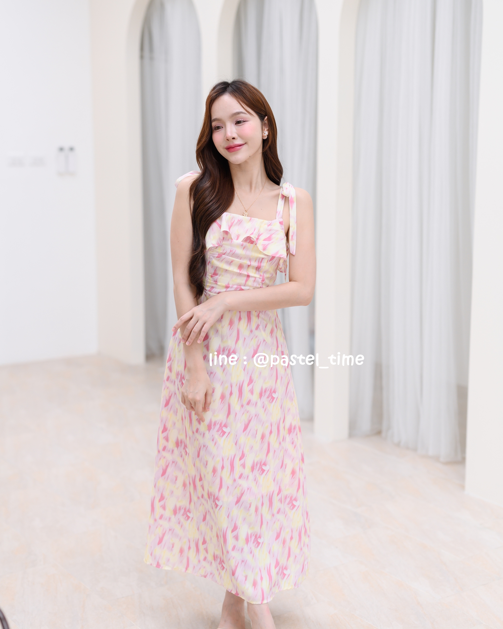 Love in a mist Maxi dress – ลายสีน้ำโทนสีชมพู