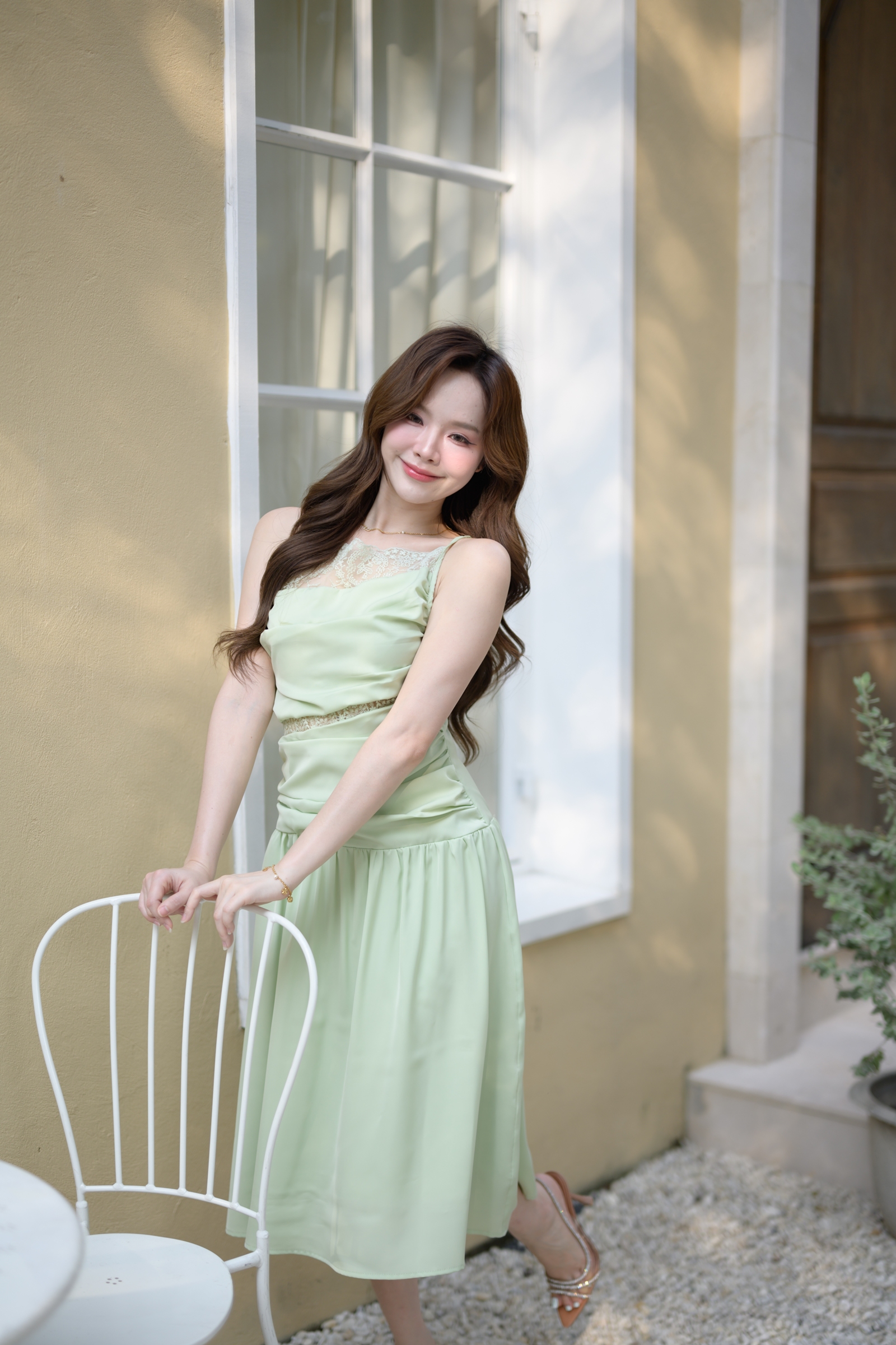 Elise Draped Lace Midi Dress : สีเขียว [Made by Pastel Time]