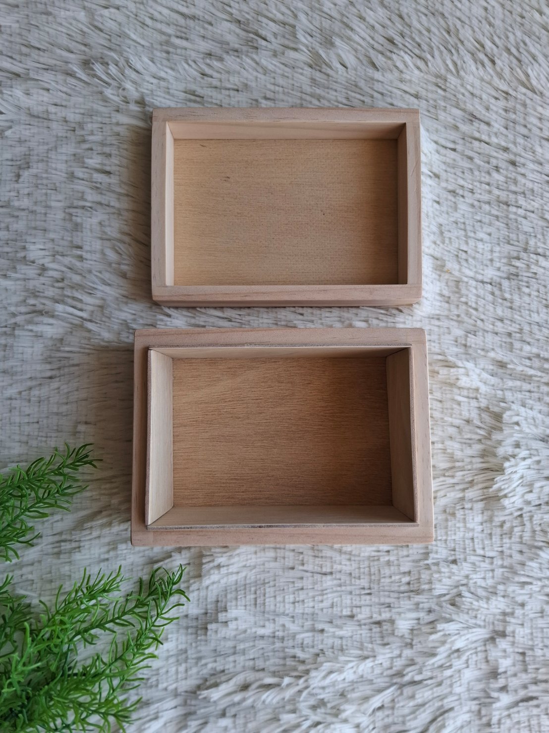 กล่องไม้สนฝาครอบ