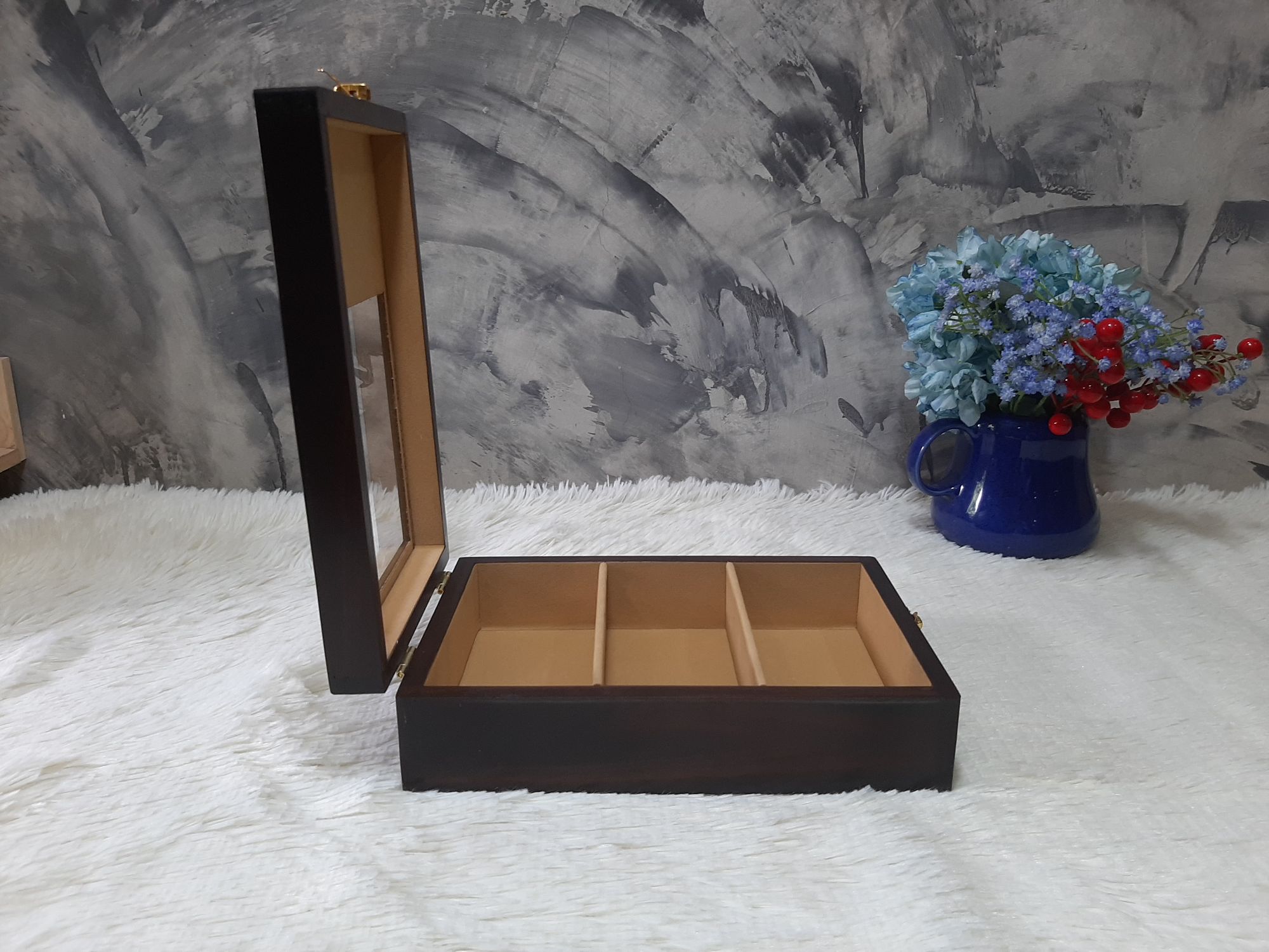 กล่องไม้สนฝาล็อคอครีลิคใส แบ่ง 3ช่อง