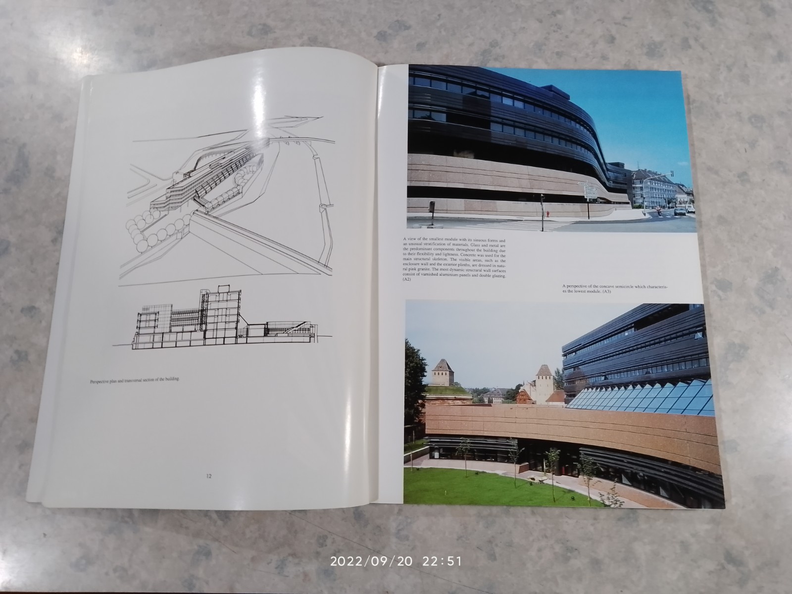 COMMERCIAL SPACE : OFFICES. SPACES, FURNITURE AND LAMPS