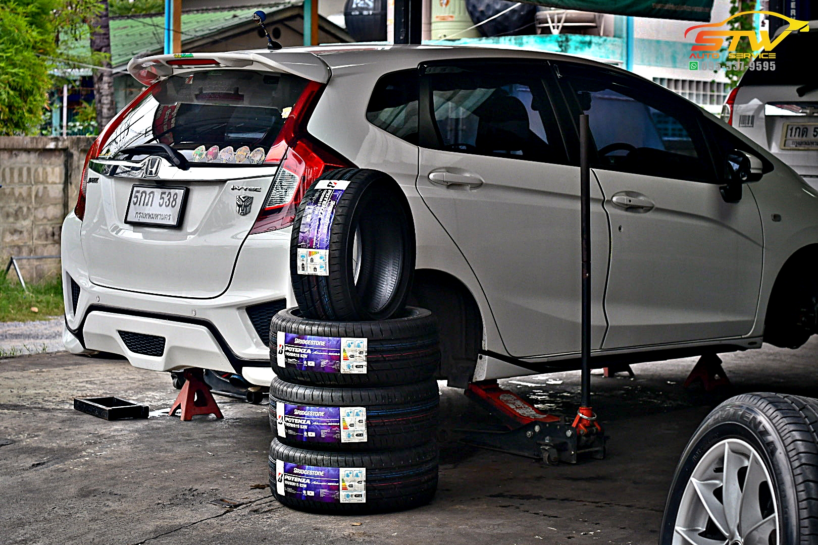 ยางใหม่ BRIDGESTONE POTENZA RE004 195/50R15 82W