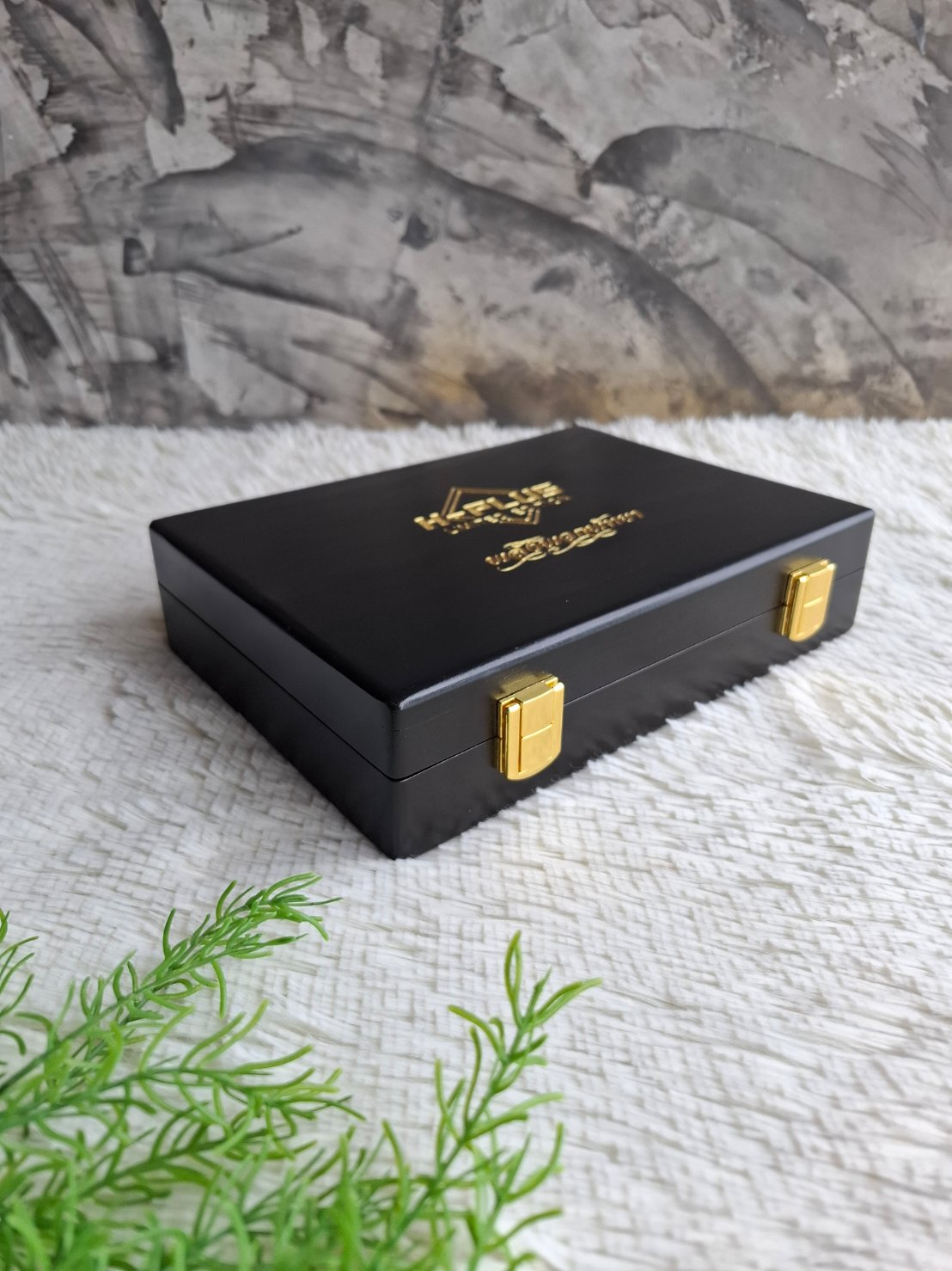 กล่องไม้ใส่ชุดยาไก่ซน