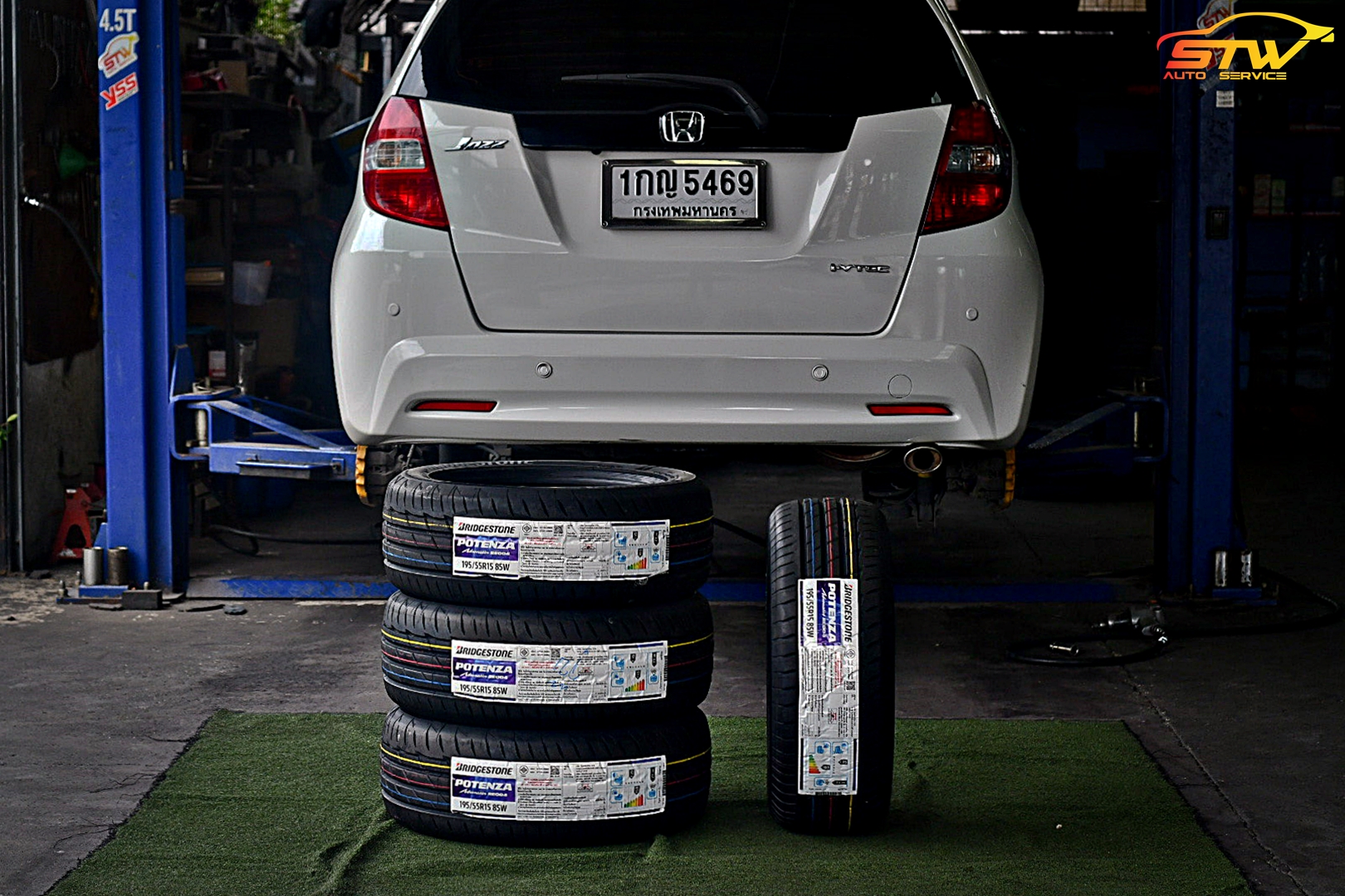 ยาง BRIDGESTONE RE004 195/55R15 85W ติดตั้งใส่ HONDA JAZZ GE