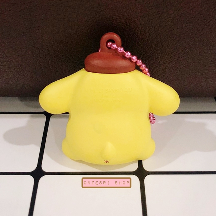 พวงกุญแจ Sanrio Characters Petanko Mascot Team Pink แบบ Pompompurin ขนาด 4.5 x 4.5 ซม.