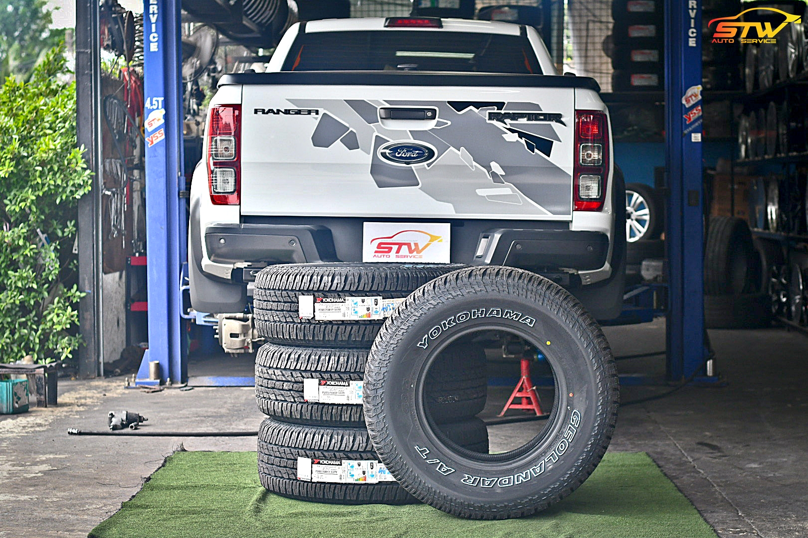 ยาง YOKOHAMA GEOLANDAR AT G015 285/70R17 117H ติดตั้งใส่ FORD RANGER RAPTOR