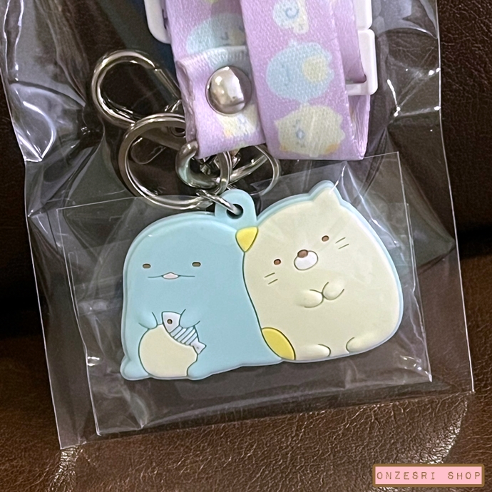 สายคล้องคอ/บัตร มีที่ห้อยมือถือตรงปลาย ลาย แบบ Sumikko Gurashi - Tokage & Neko ตรงปลายมีตัวห้อยน่ารัก ๆ ขนาดสาย 40 x 1.5 ซม.