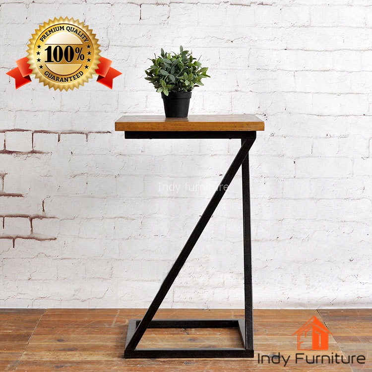 โต๊ะข้างอเนกประสงค์ รุ่น Twist ขนาด กว้าง39.5 x ลึก39.5 xสูง73ซม.สีดำ/ธรรมชาติ