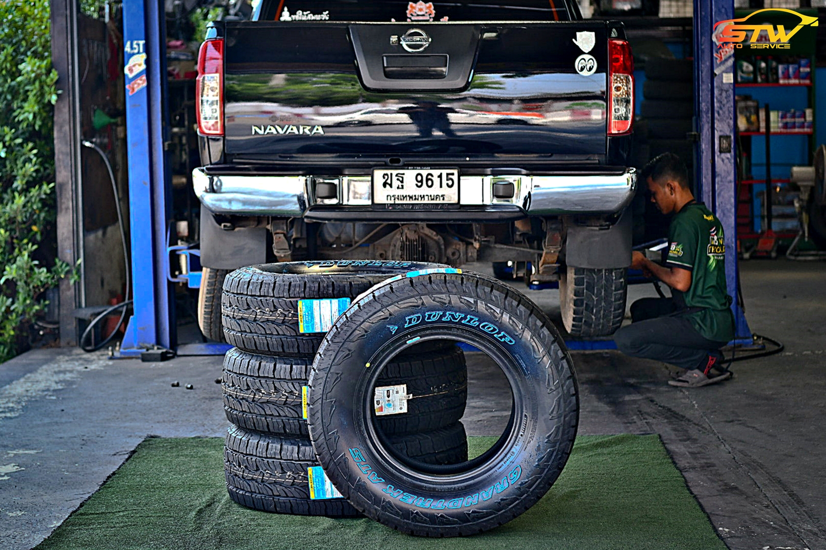 ยาง DUNLOP GRANDTREK AT5 265/70R16 112T ติดตั้งใส่ NISSAN NAVARA
