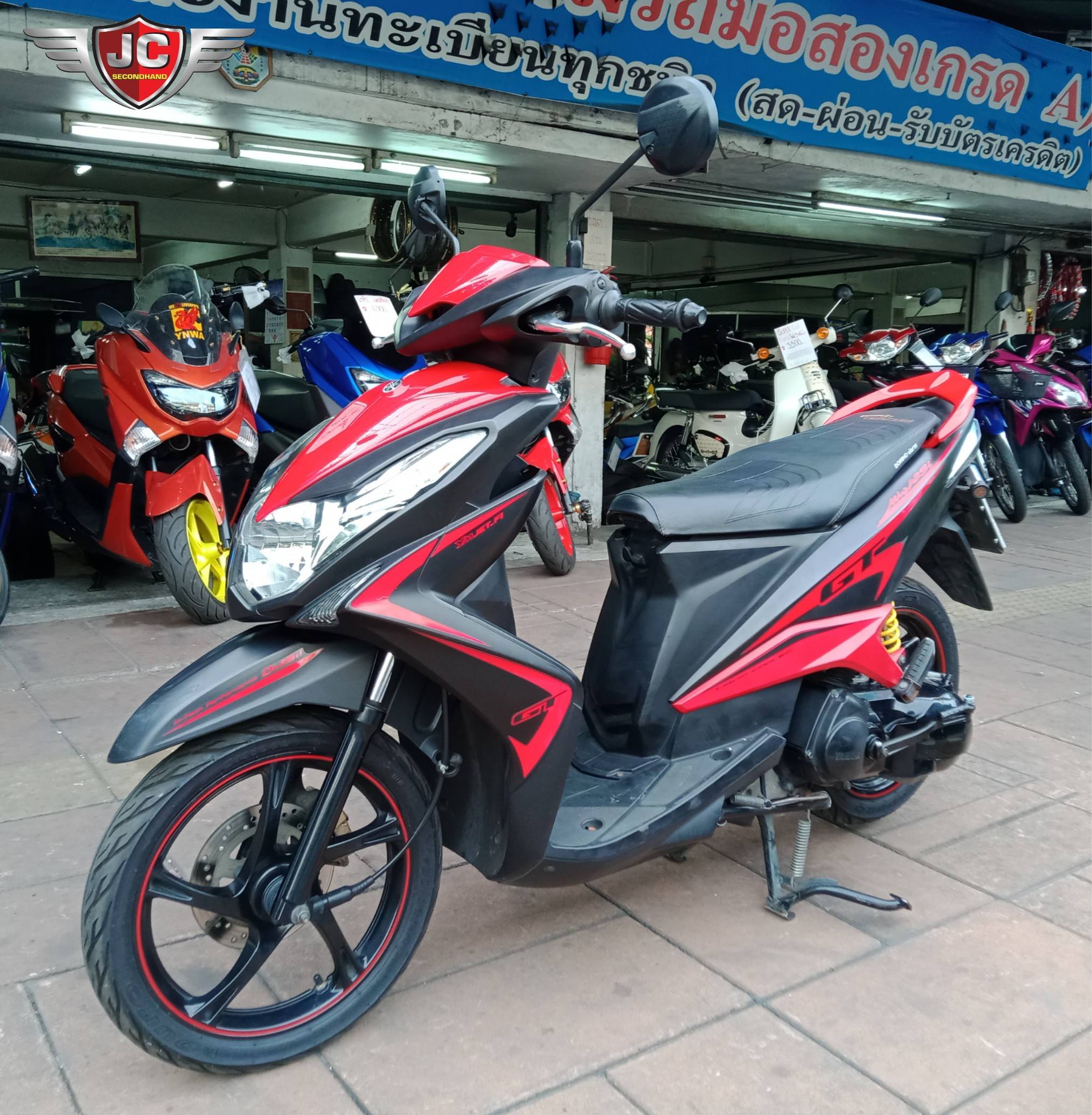 "รถบ้านมือเดียว"สภาพพร้อมใช้งานมานำเสนออีกแล้วจร้า !!! YAMAHA MIO 125i ตัว Top รถสภาพเดิมจัด จดทะเบียนกลางปี 56 เครื่องดี เดิมๆ นิ่มๆ แน่นๆไม่แกะ สตาร์ทติดง่ายๆเลย จอดนานไม่ใช่ปัญหา