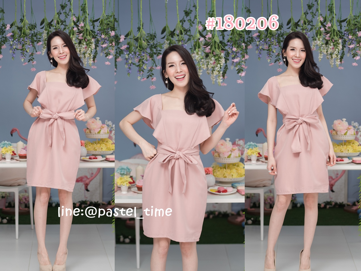 Le Pink Dress