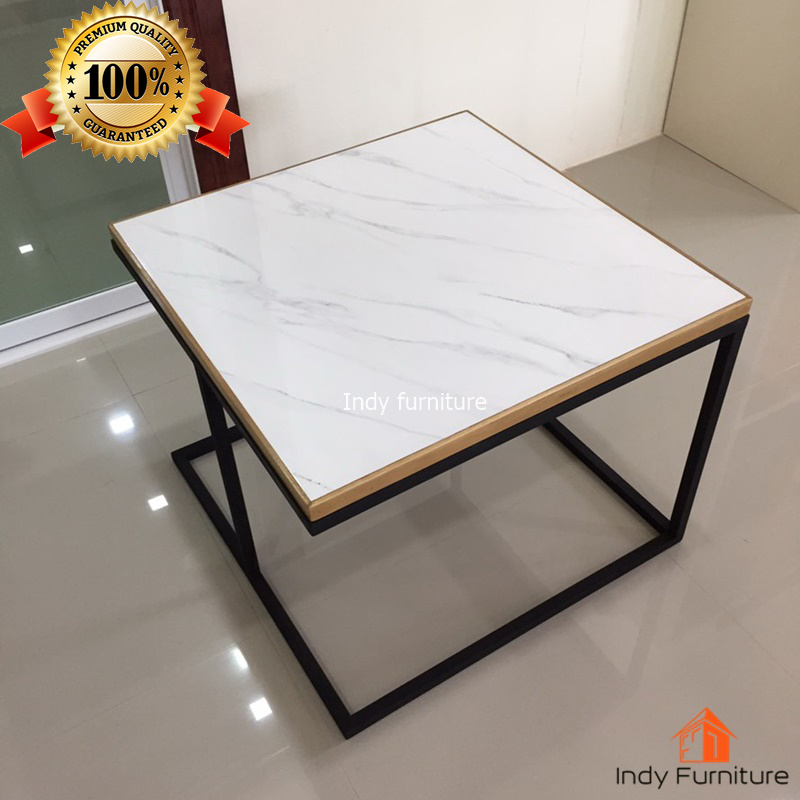 โต๊ะอเนกประสงค์ รุ่น Colo ขนาด กว้าง61 xลึก61 x สูง49.5ซม. หน้าโต๊ะแกรนิตโต้ ลายหินลาสเตอร์ไวท์ ขาสีดำ