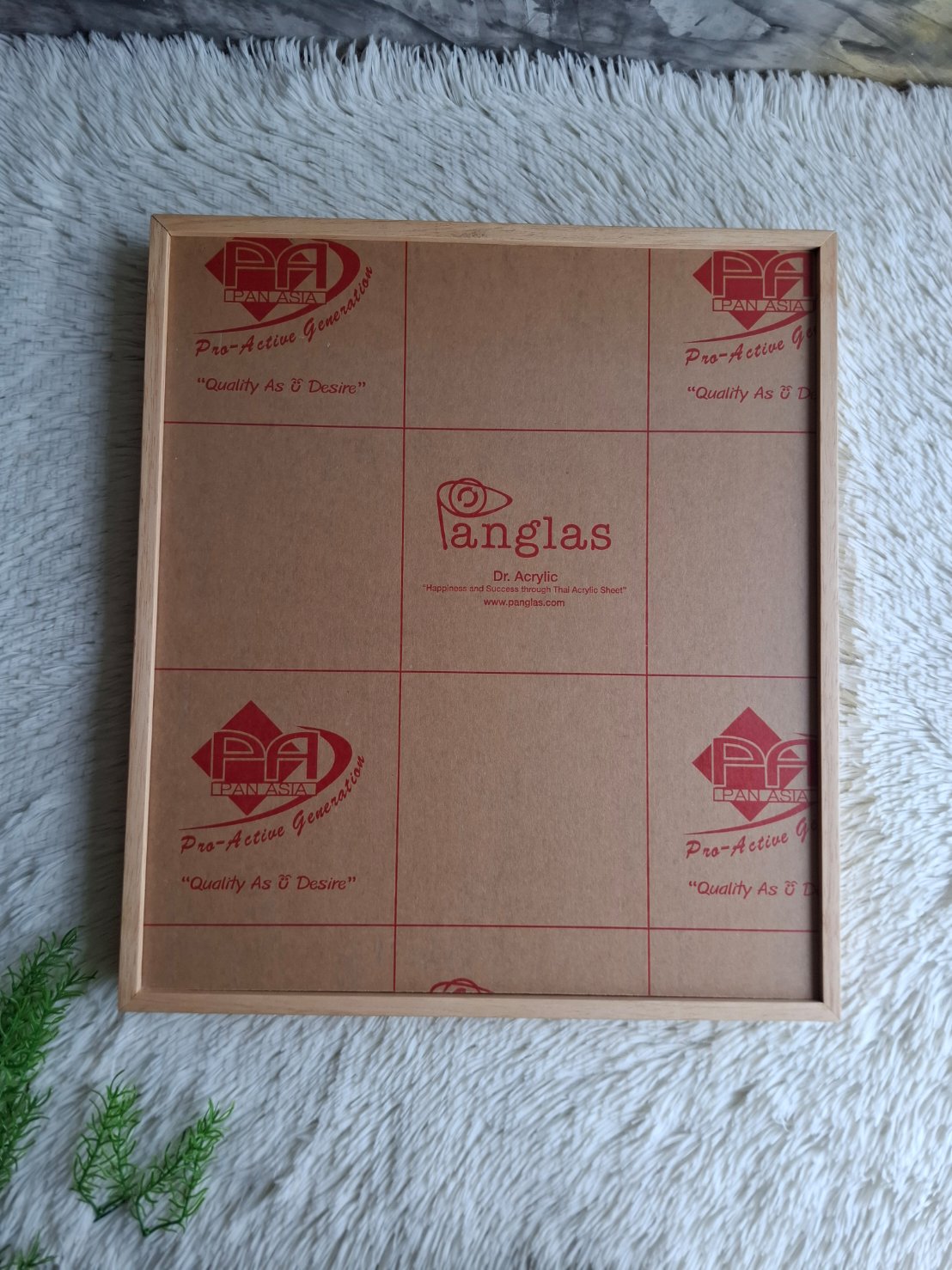 กล่องไม้ฝาสไลด์อะคริลิคใส