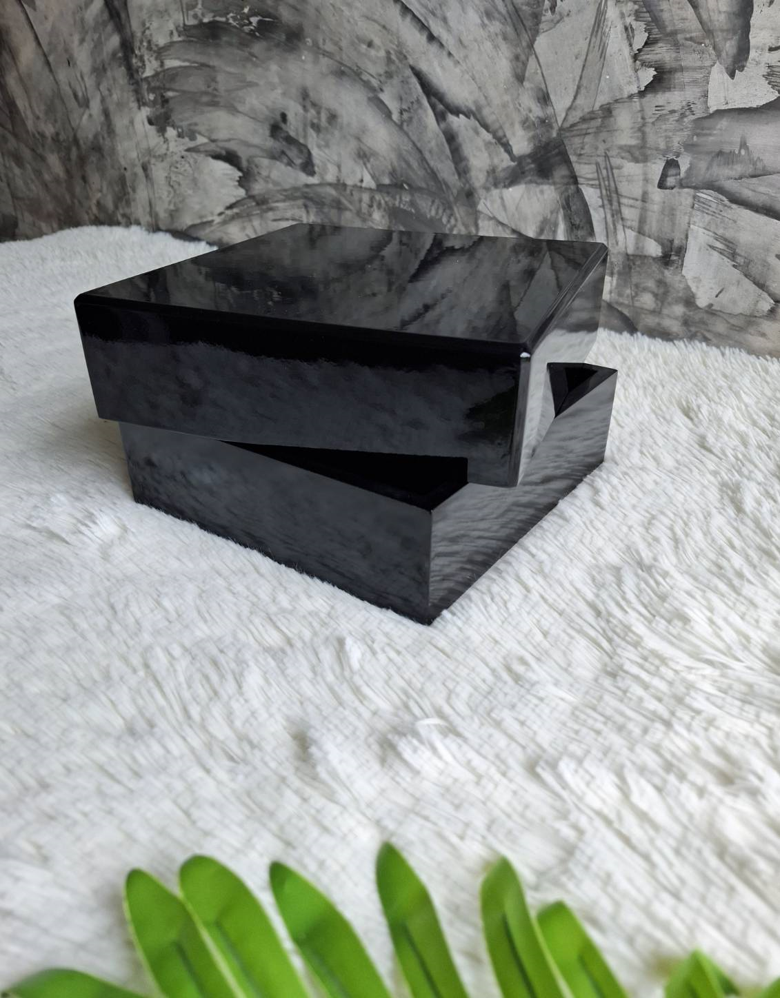 กล่องไม้สีอุตสาหกรรม สีดำ