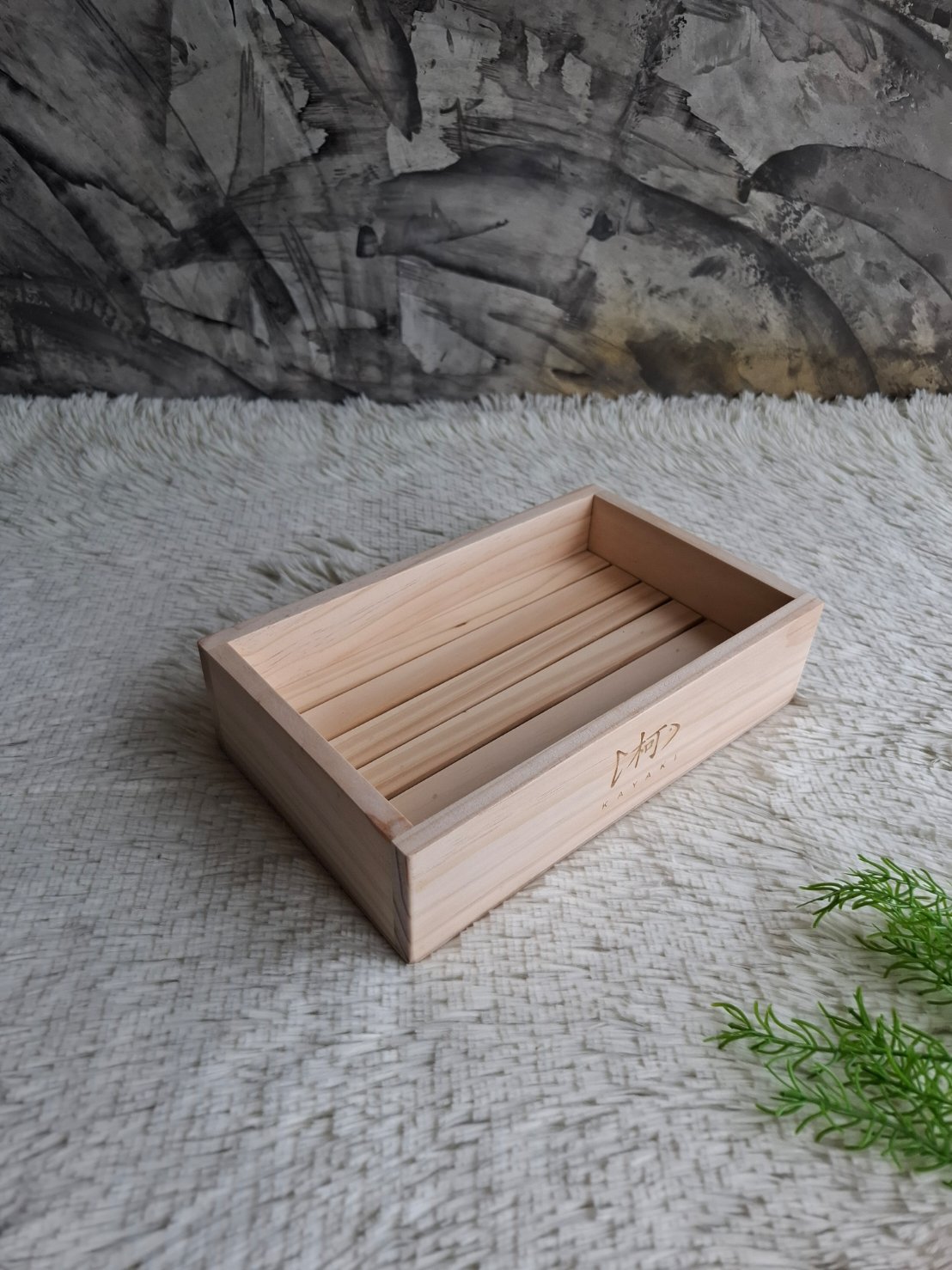 ถาดไม้สนใส่อาหาร