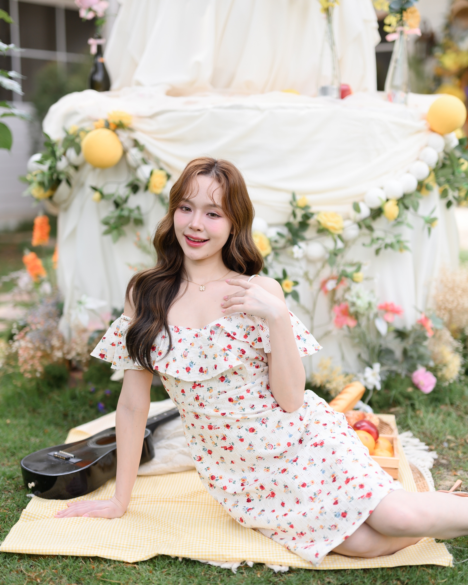 Hanano Yume Off-shoulder Dress