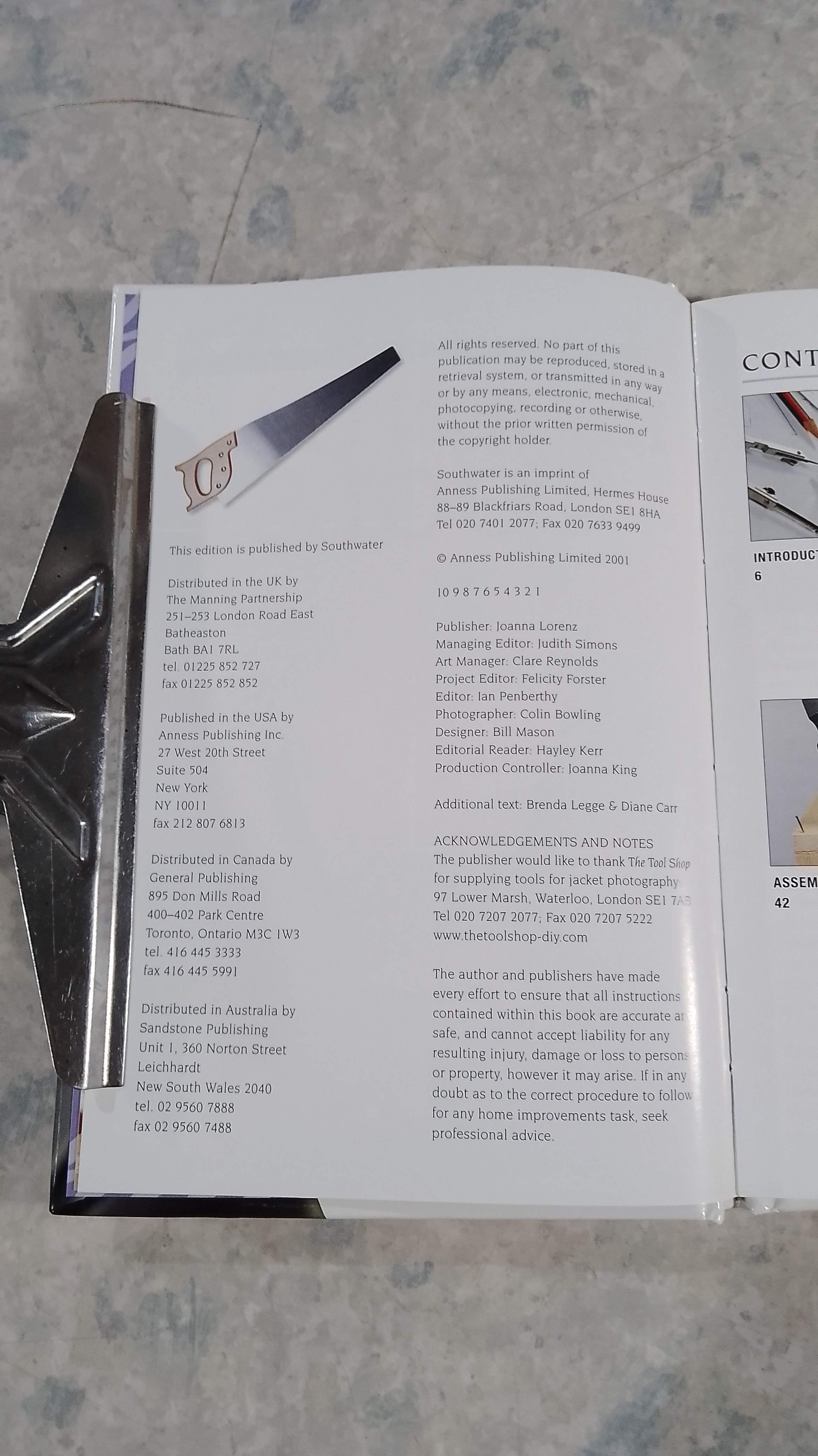 ESSENTIAL TOOLS / Mike Collins