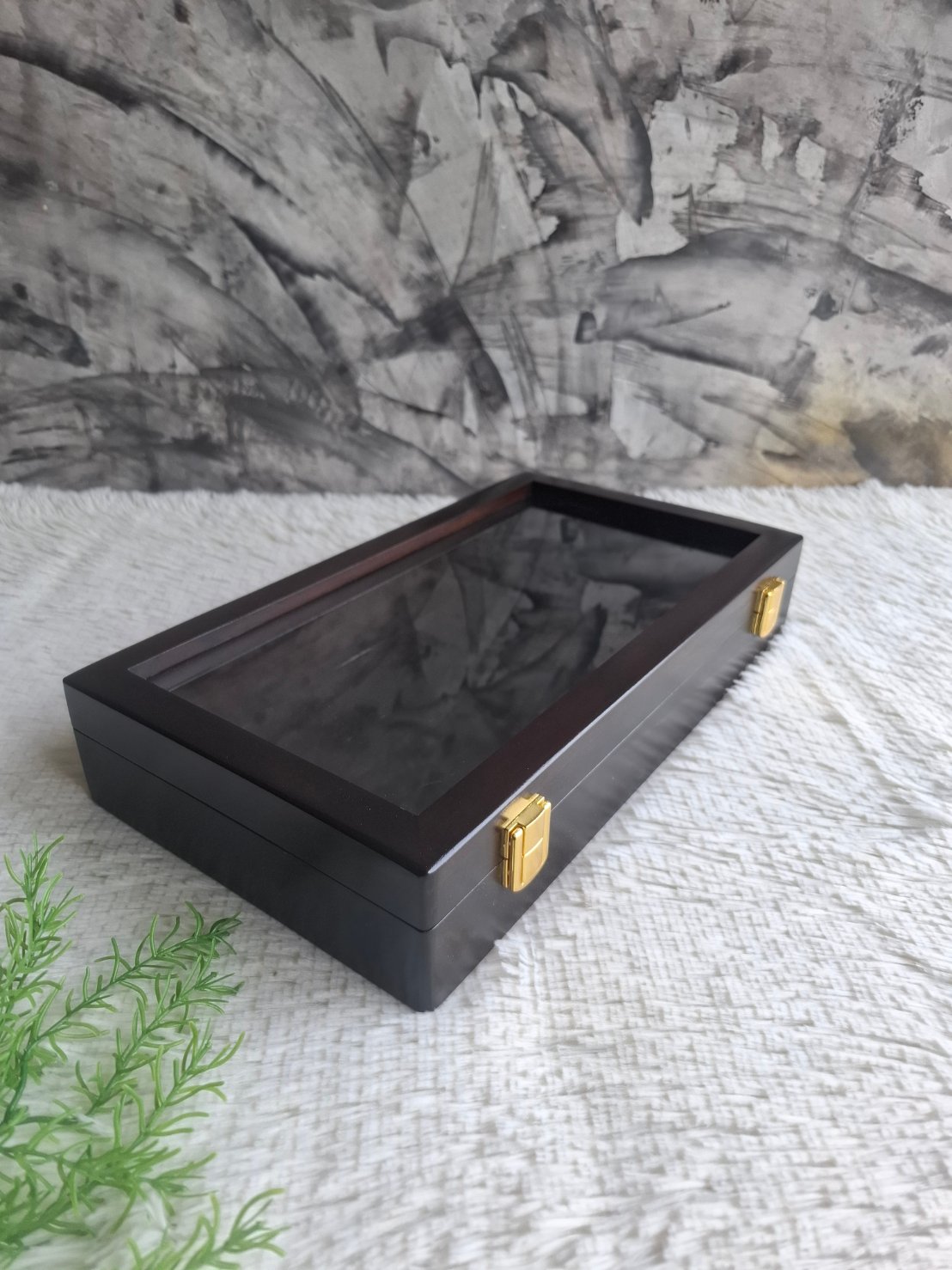 กล่องไม้ฝากระจก