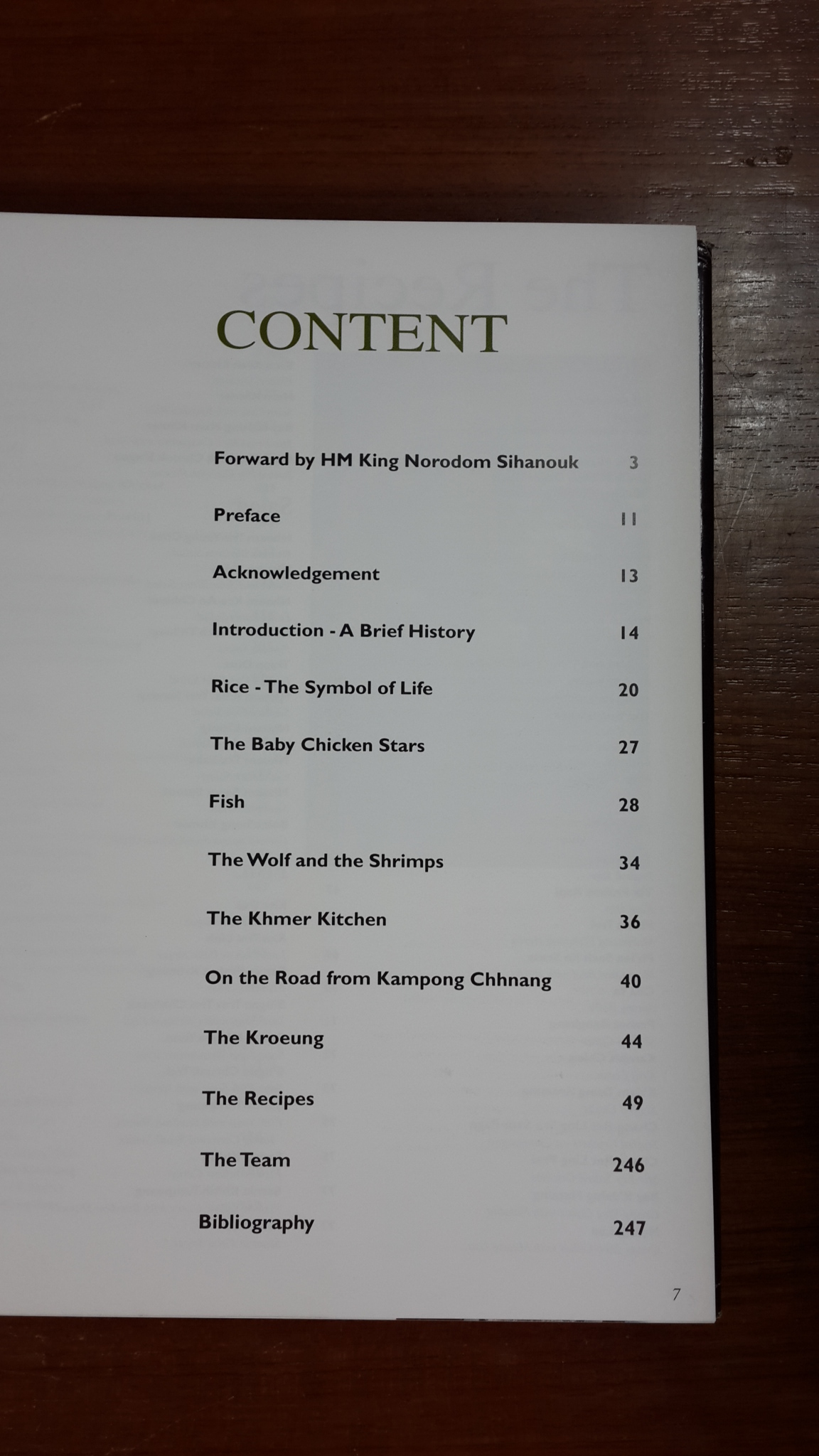 The Cuisine of Cambodia / Nusara Thaitawat