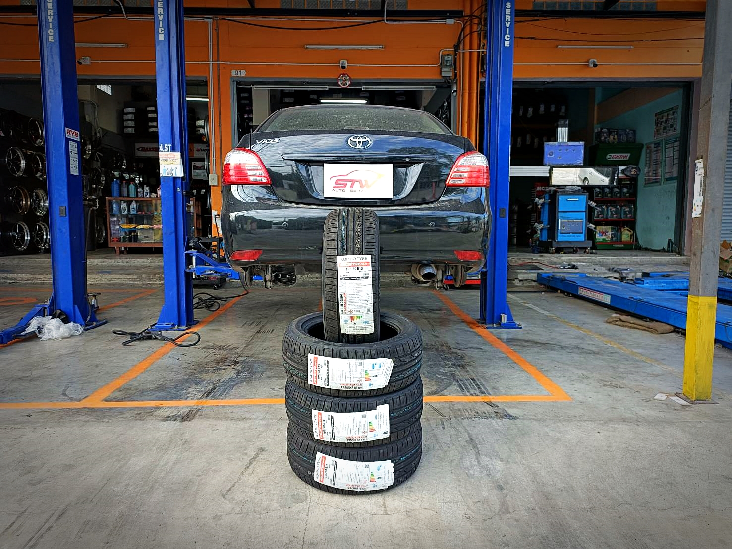 ยาง KUMHO ECSTA PS31 195/50R15 82V ติดตั้งใส่ TOYOTA VIOS