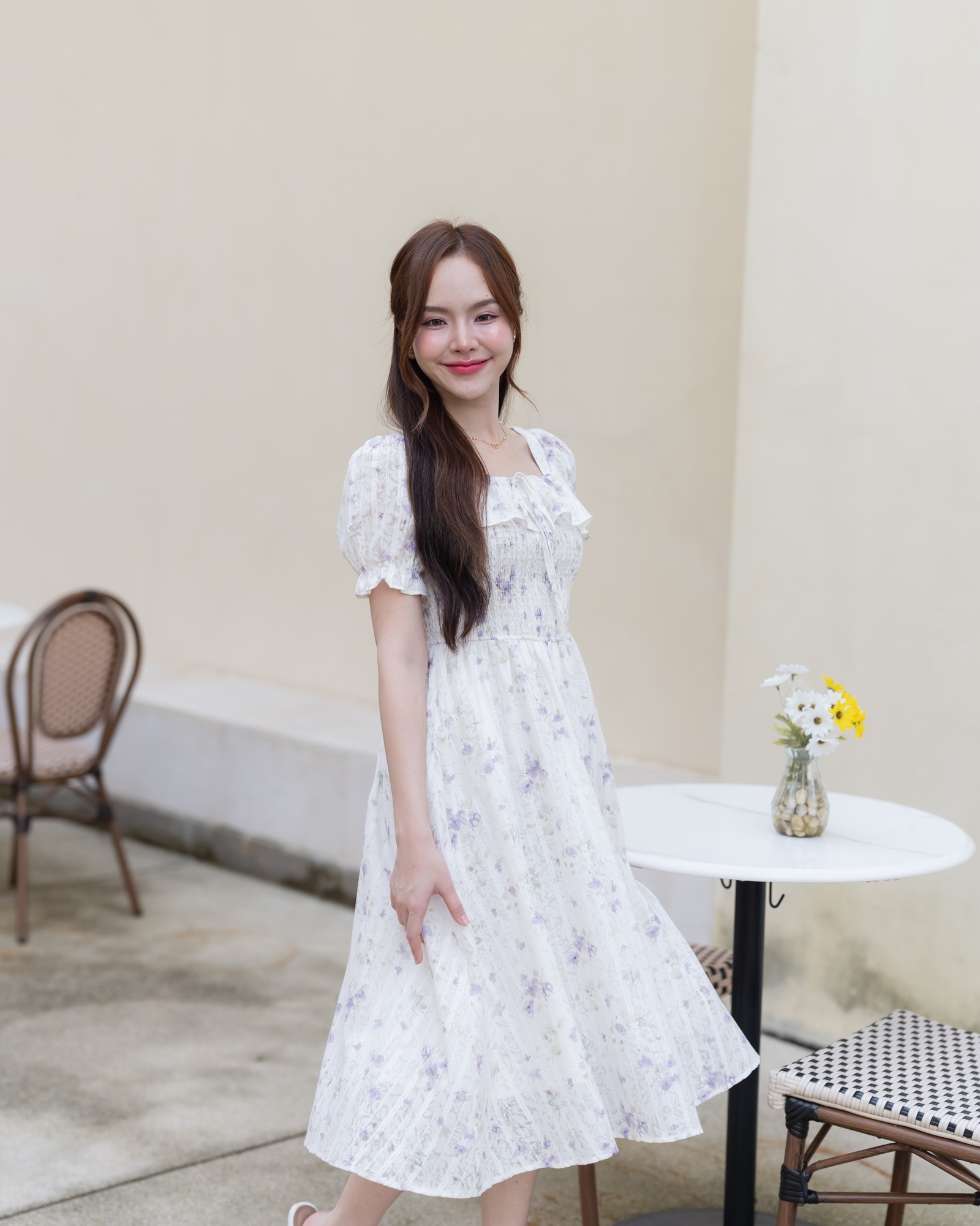 Florence Vintage Dress : ลายดอกไม้สีม่วง