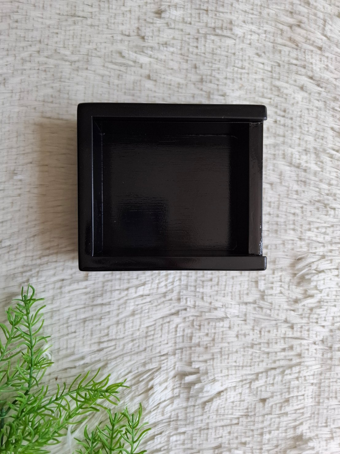 กล่องไม้ฝาสไลด์สีดำเงา