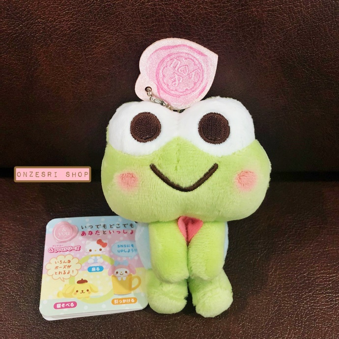 พวงกุญแจตุ๊กตา Sanrio & y♡u (Limited) แบบ Keroppi ตรงโซ่มีหัวใจ ขนาด 13 x 9 x 4 ซม.