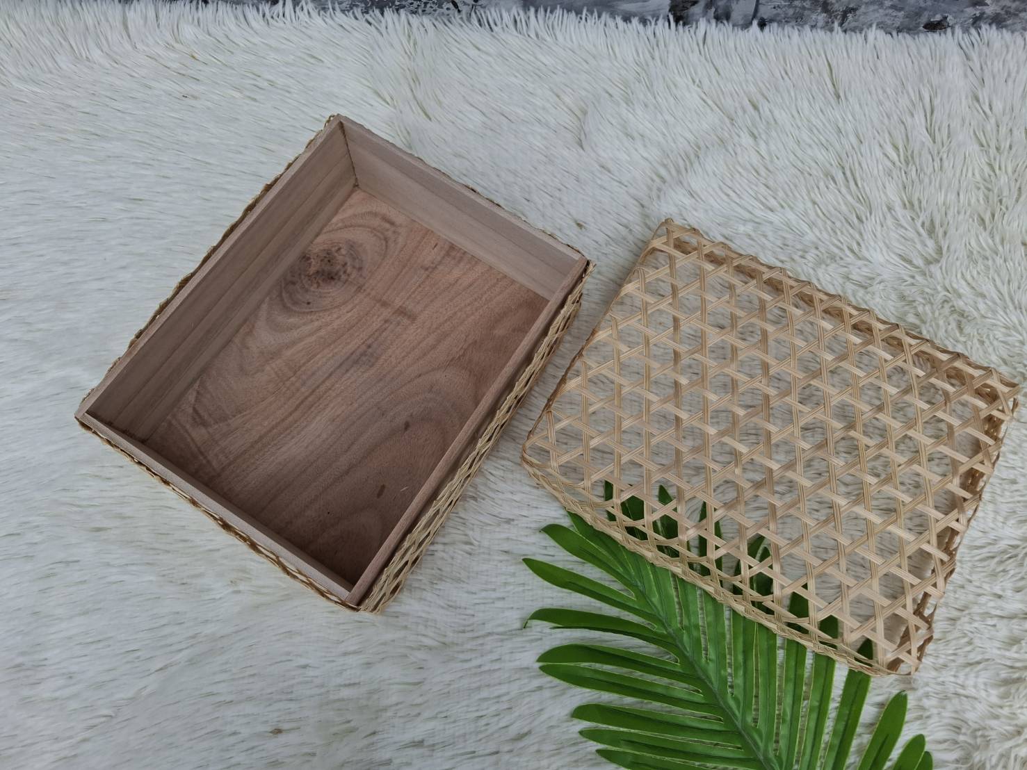 ถาดไม้ใส่ของฝาก