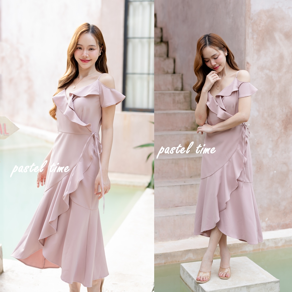 Nella Ruffle Shoulder Dress - สีชมพูนู้ด