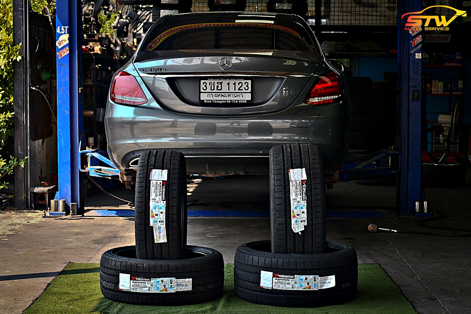 ยาง YOKOHAMA ADVAN SPORT V105 *JP Runflat F 225/40R19 93Y R 255/35R19 98Y ติดตั้งใส่ Mercedes Benz C350e