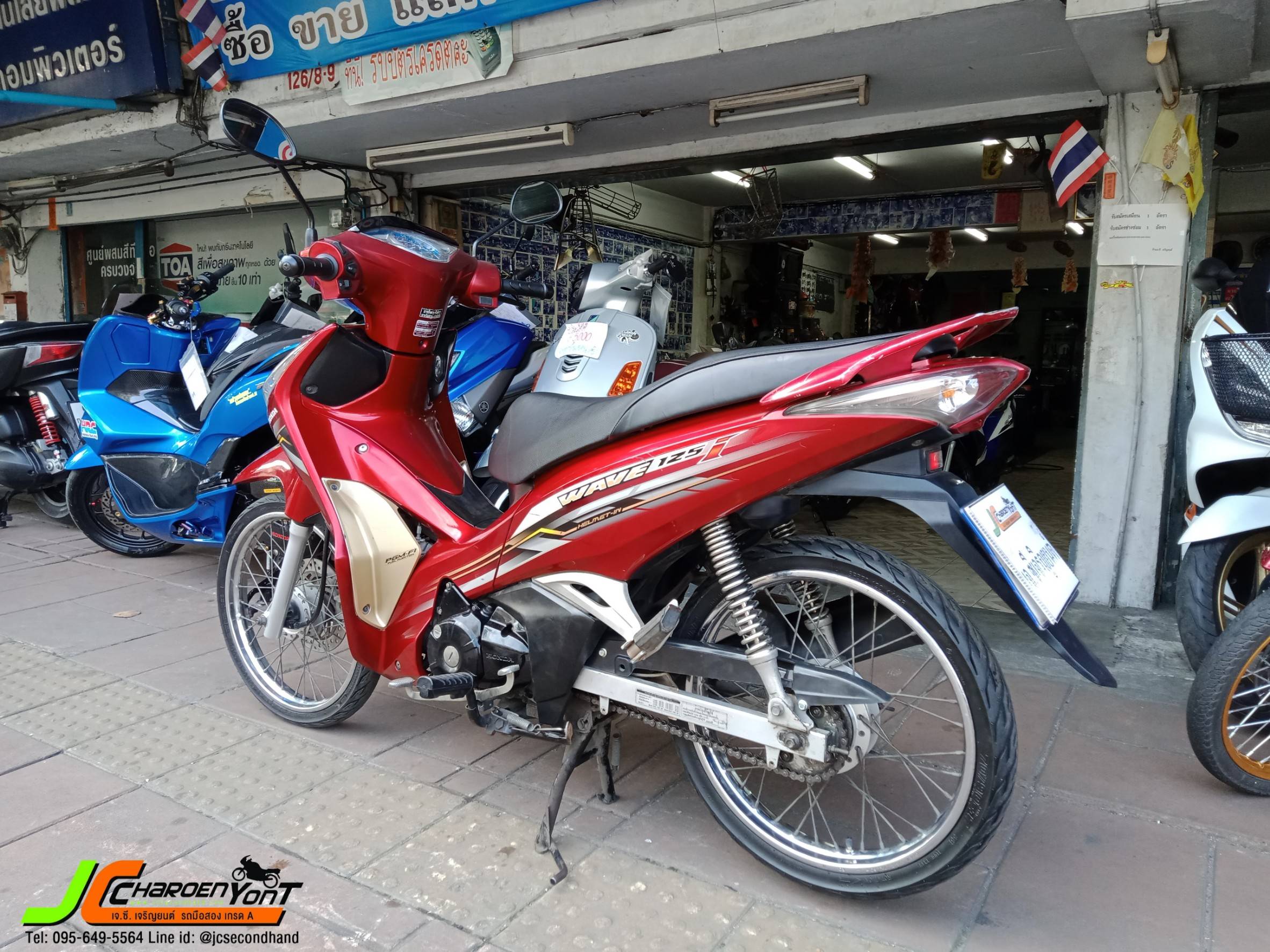 รถบ้านเดิมๆเทิร์นมา" HONDA WAVE 125i สตาร์ทเท้า รถปลายปี55 สภาพดูรู้เลยว่าบ๊านบ้าน เครื่องเดิมไม่แกะ สีแท้ทั้งคัน สึกหรอไปตามอายุุการใช้งาน