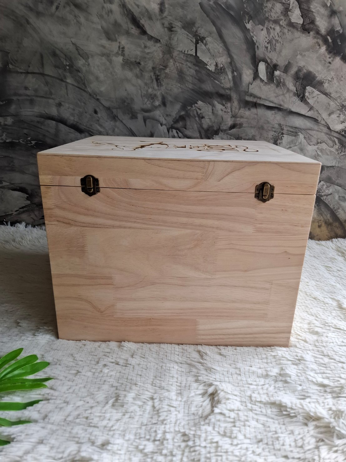 กล่องใส่โมเดลตุ๊กตา