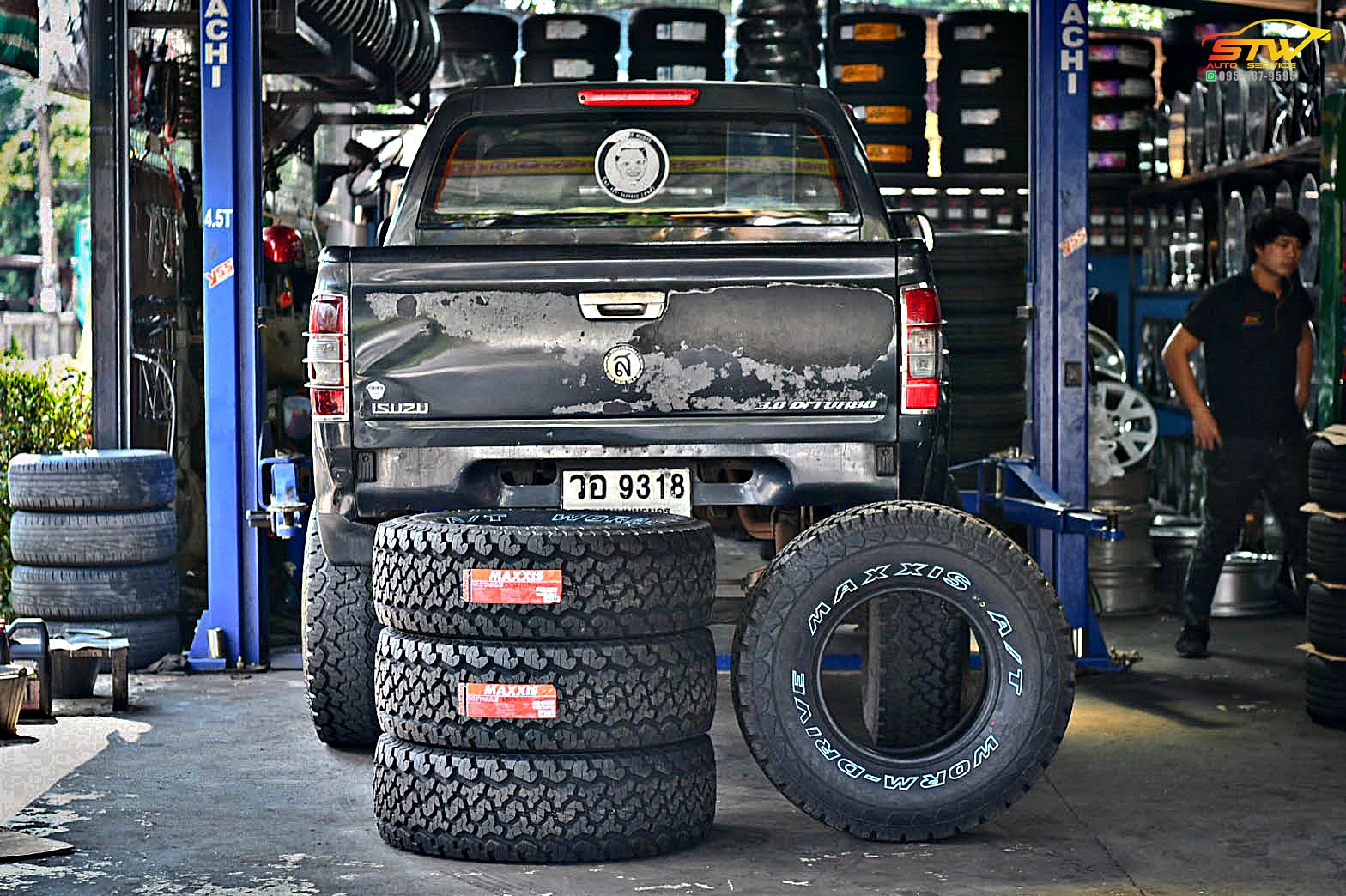 ยางใหม่ MAXXIS WORM-DRIVE AT980 285/75R16 116/113Q