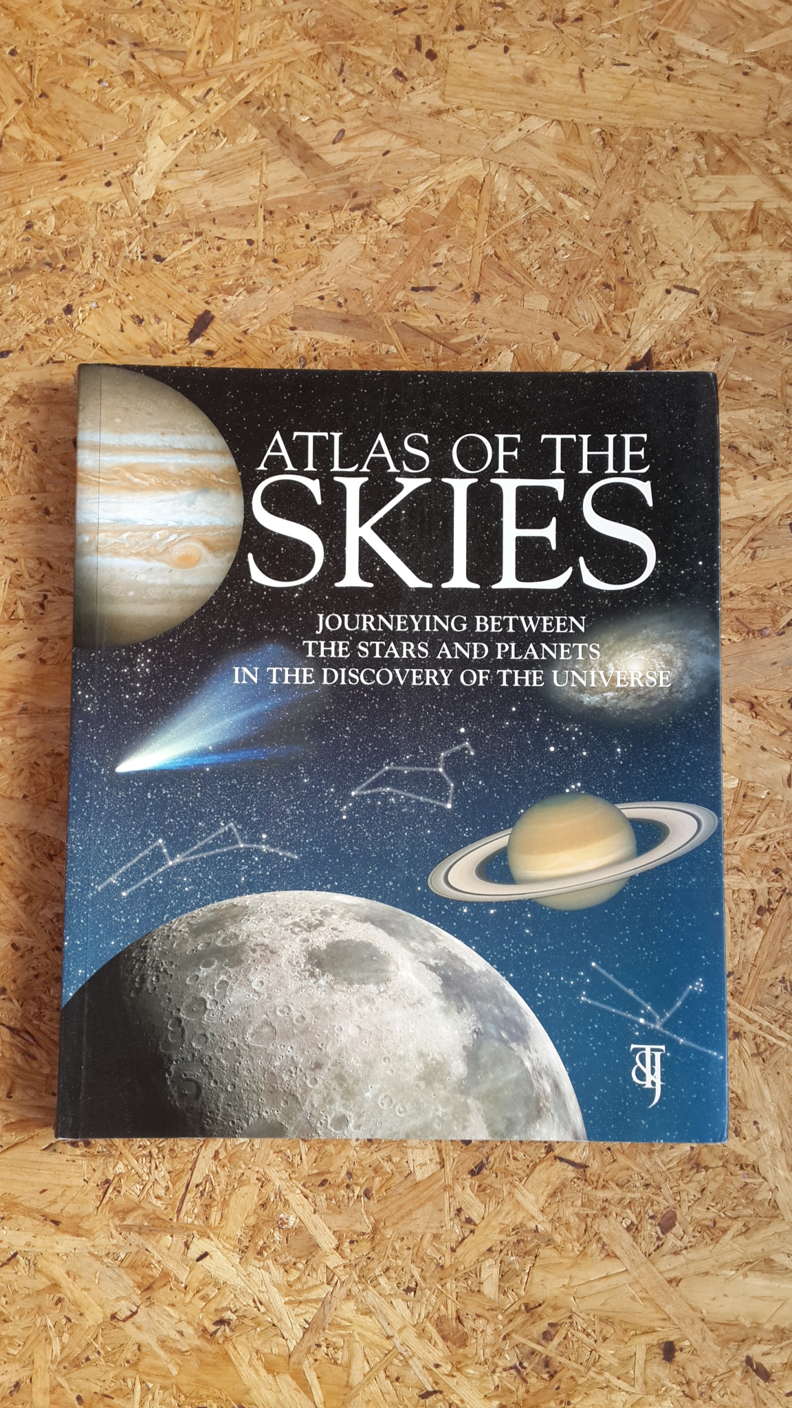 Atlas Of The Skies: Journeying Between The Stars And Planets